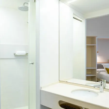 Feelathome Casa Bertrand Hotel