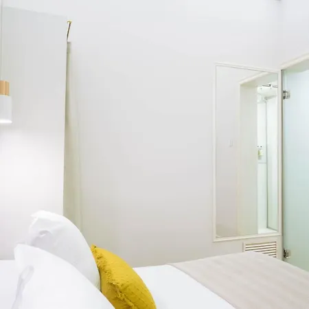Feelathome Casa Bertrand Barcelona
