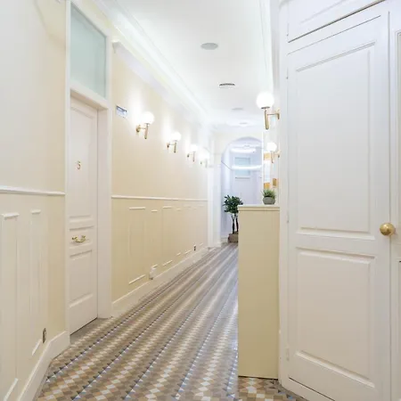Feelathome Casa Bertrand Hotel Barcelona