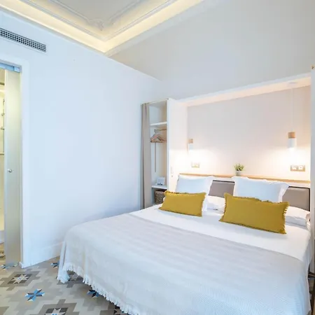 מלון Feelathome Casa Bertrand ברצלונה