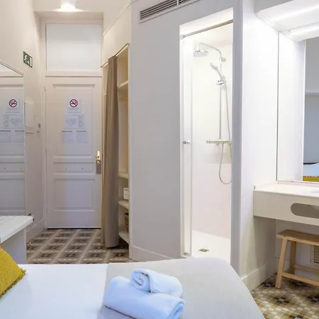 Feelathome Casa Bertrand מלון *