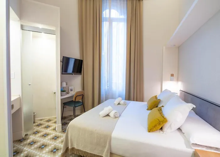 Feelathome Casa Bertrand Hotel