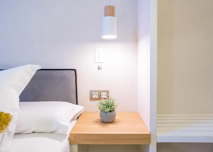 Feelathome Casa Bertrand Hotel Barcelona