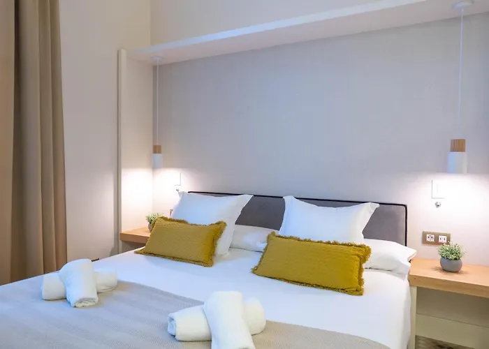 Feelathome Casa Bertrand Barcelona
