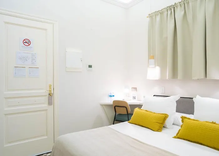 Feelathome Casa Bertrand 3*