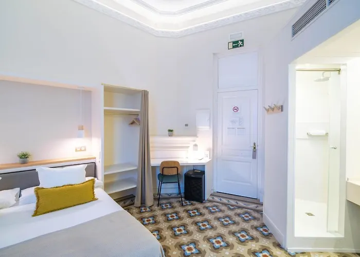 Feelathome Casa Bertrand Hotel Barcelona