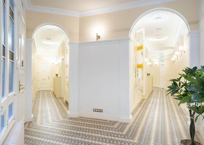 Feelathome Casa Bertrand 3*