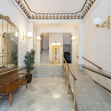 Feelathome Casa Bertrand Otel Barselona